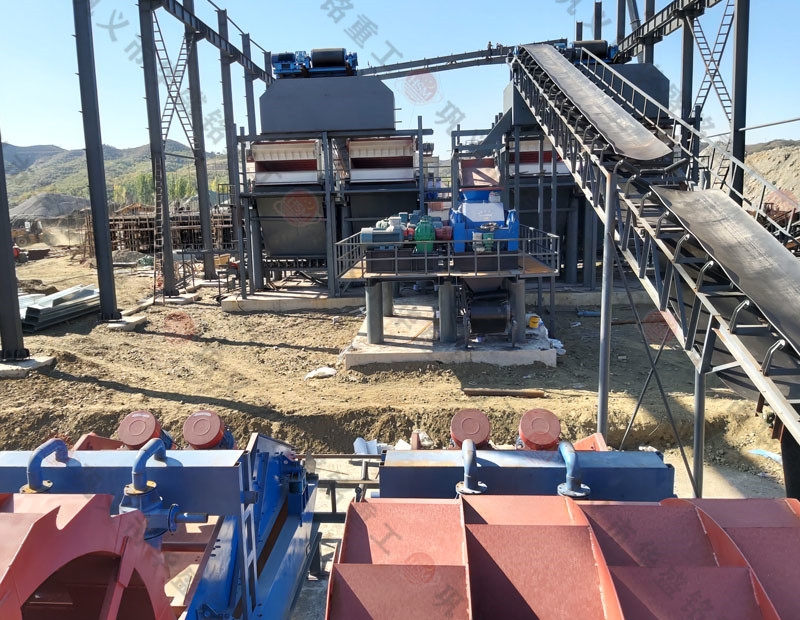 �r(sh��)�a(ch��n)200����ʯ�C(j��)�������Z��ʯ��ɰ�C(j��)�����Xһ�_(t��i)��