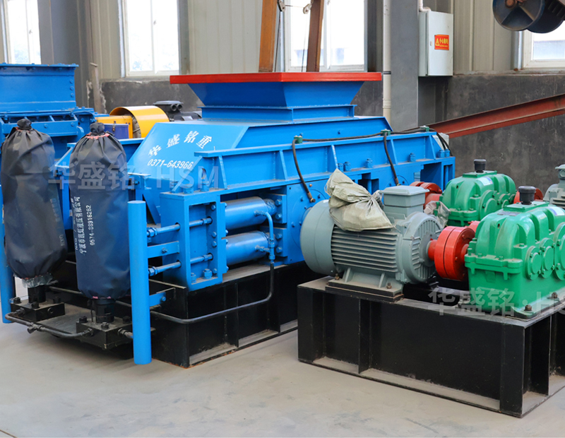 處理鵝卵石河卵石的對(duì)輥破碎機(jī)需要多少錢一臺(tái)